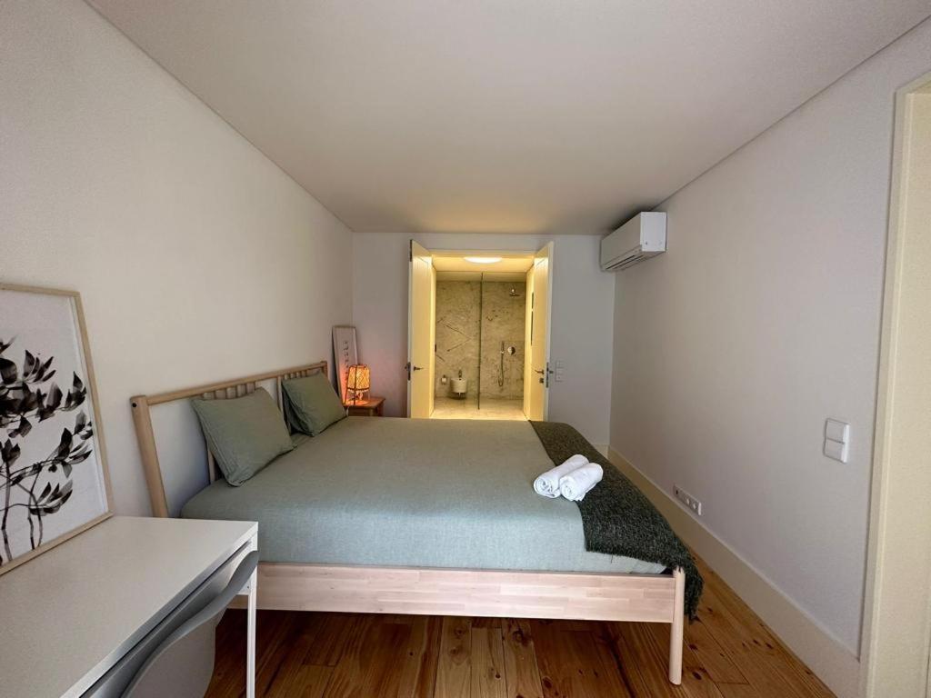 Central Bedroom In Shared House In Chiado - Historic Center Of Lisboa Kültér fotó